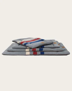Pendleton CABIN STRIPE PET BED - COMFORT CUSHION GREY MULTI Discount
