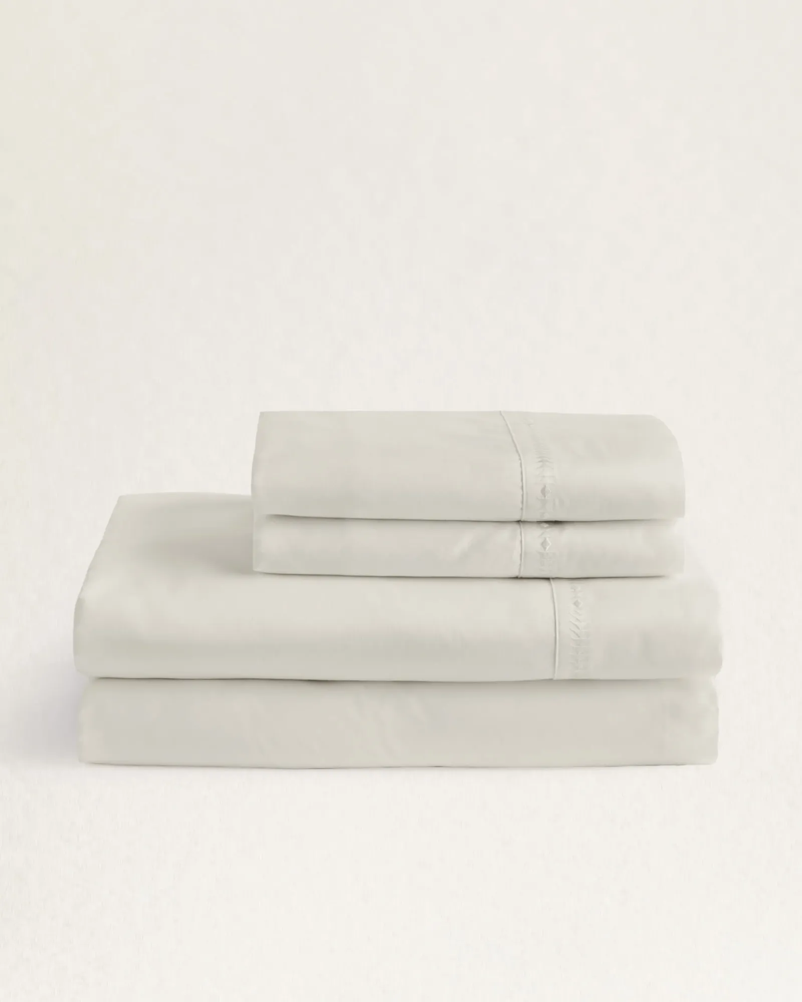 Pendleton DIAMOND TRAIL EMBROIDERED SHEET SET WHITE Clearance