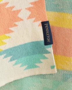 Pendleton KNIT BABY BLANKET WITH BEANIE ONE SIZE Outlet