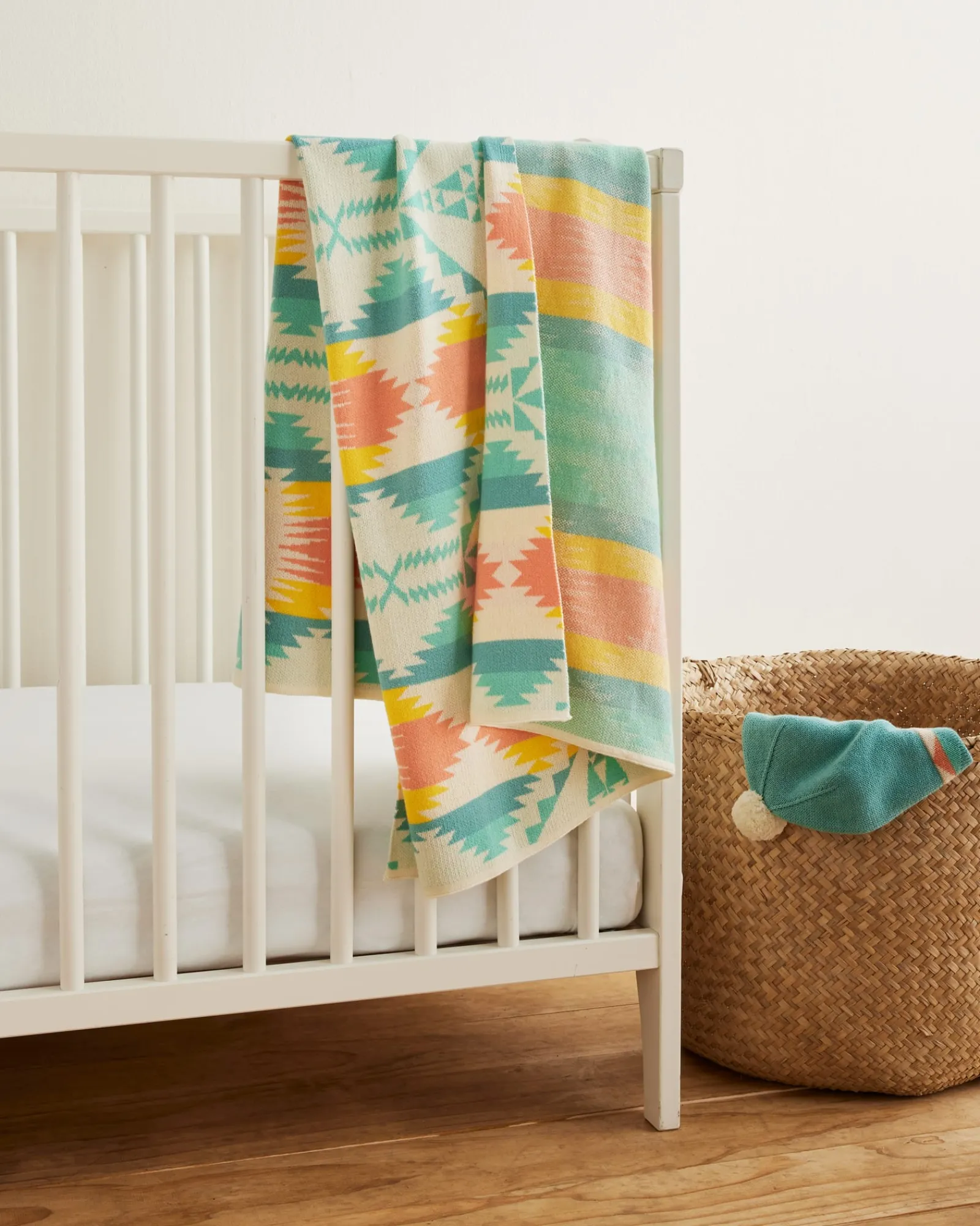 Pendleton KNIT BABY BLANKET WITH BEANIE ONE SIZE Outlet