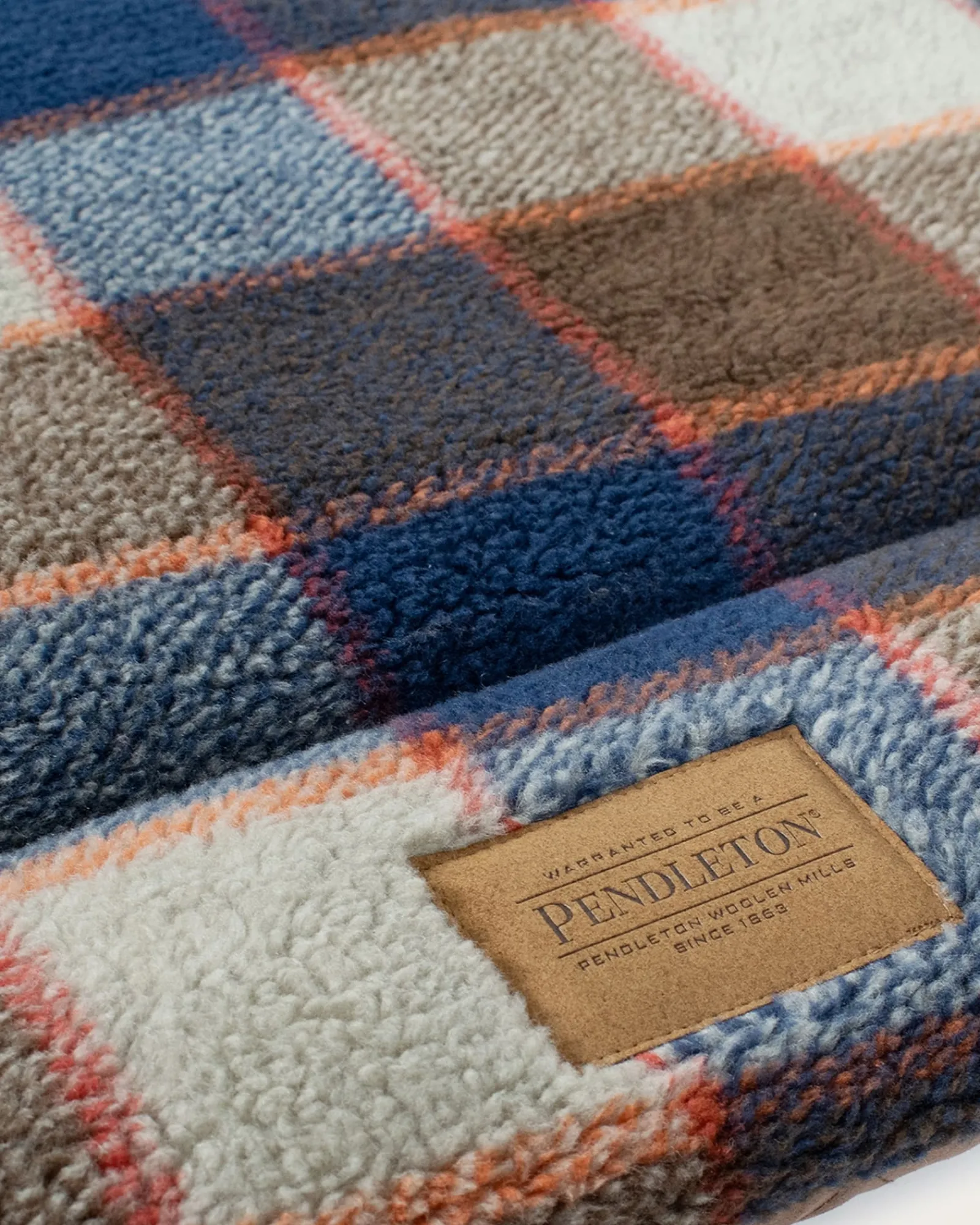 Pendleton MOUNTAIN PLAID PET BED - COMFORT CUSHION BLUE/TAN Outlet