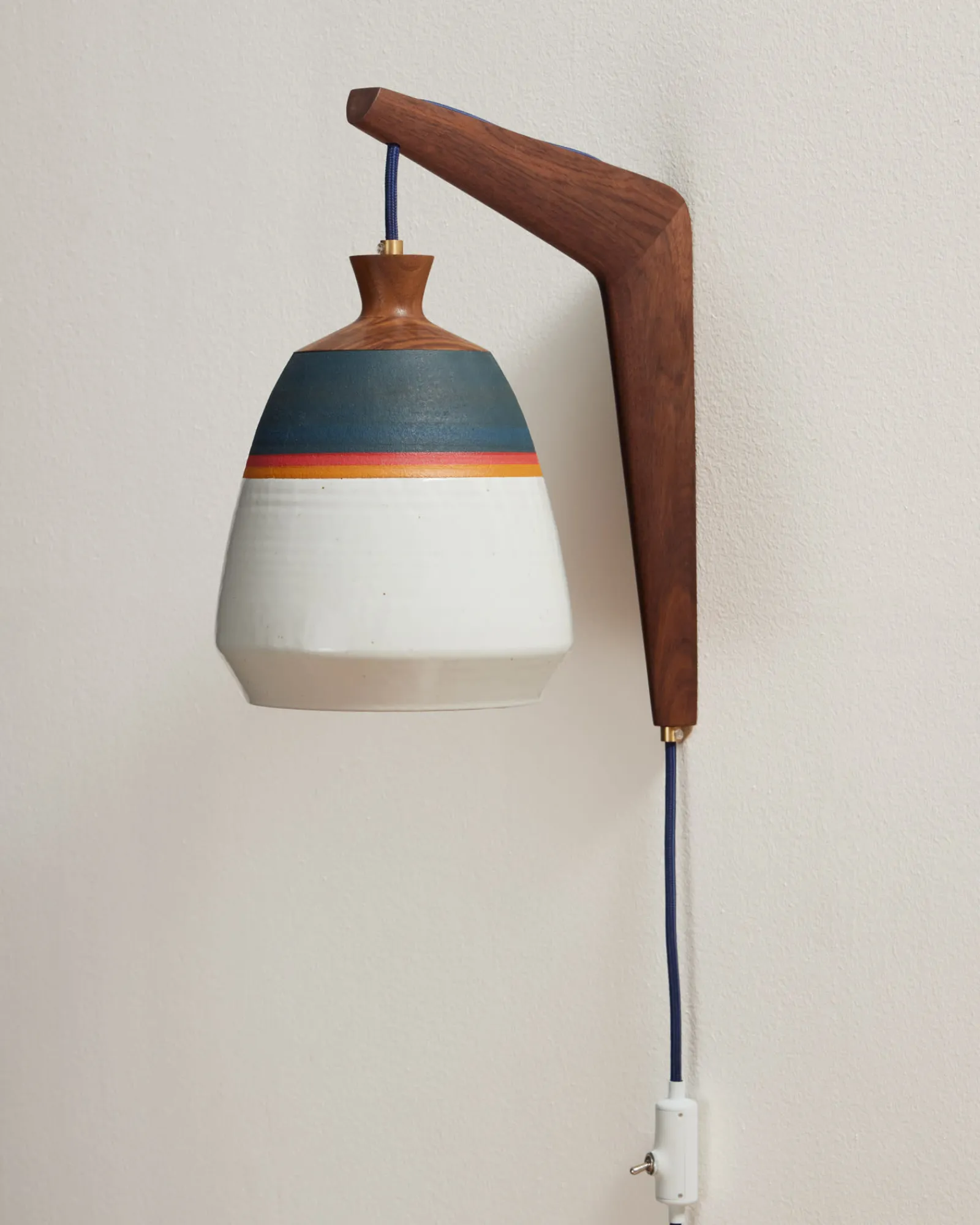 Pendleton PALM DESERT PLUG-IN SCONCE ONE SIZE Sale