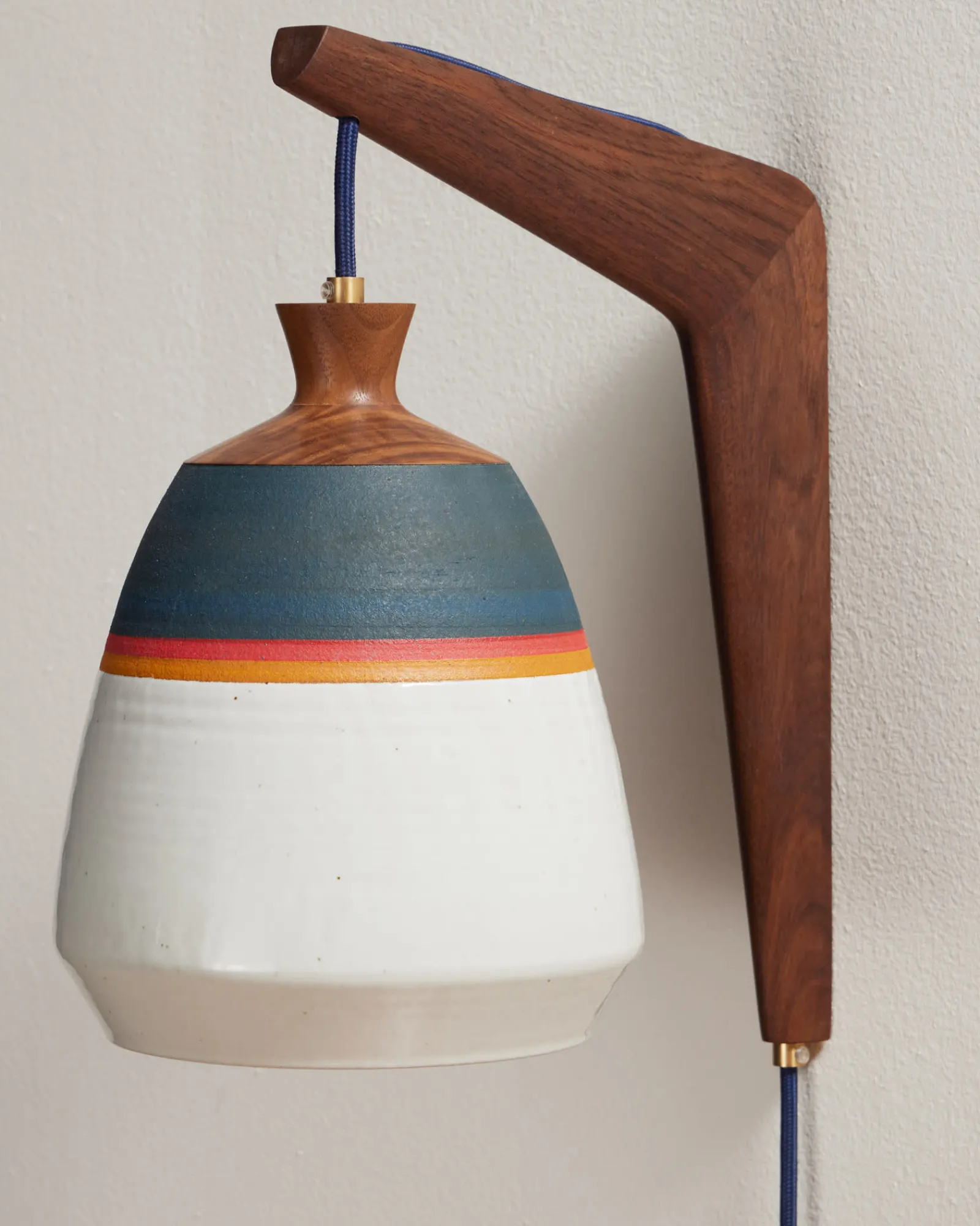 Pendleton PALM DESERT PLUG-IN SCONCE ONE SIZE Sale