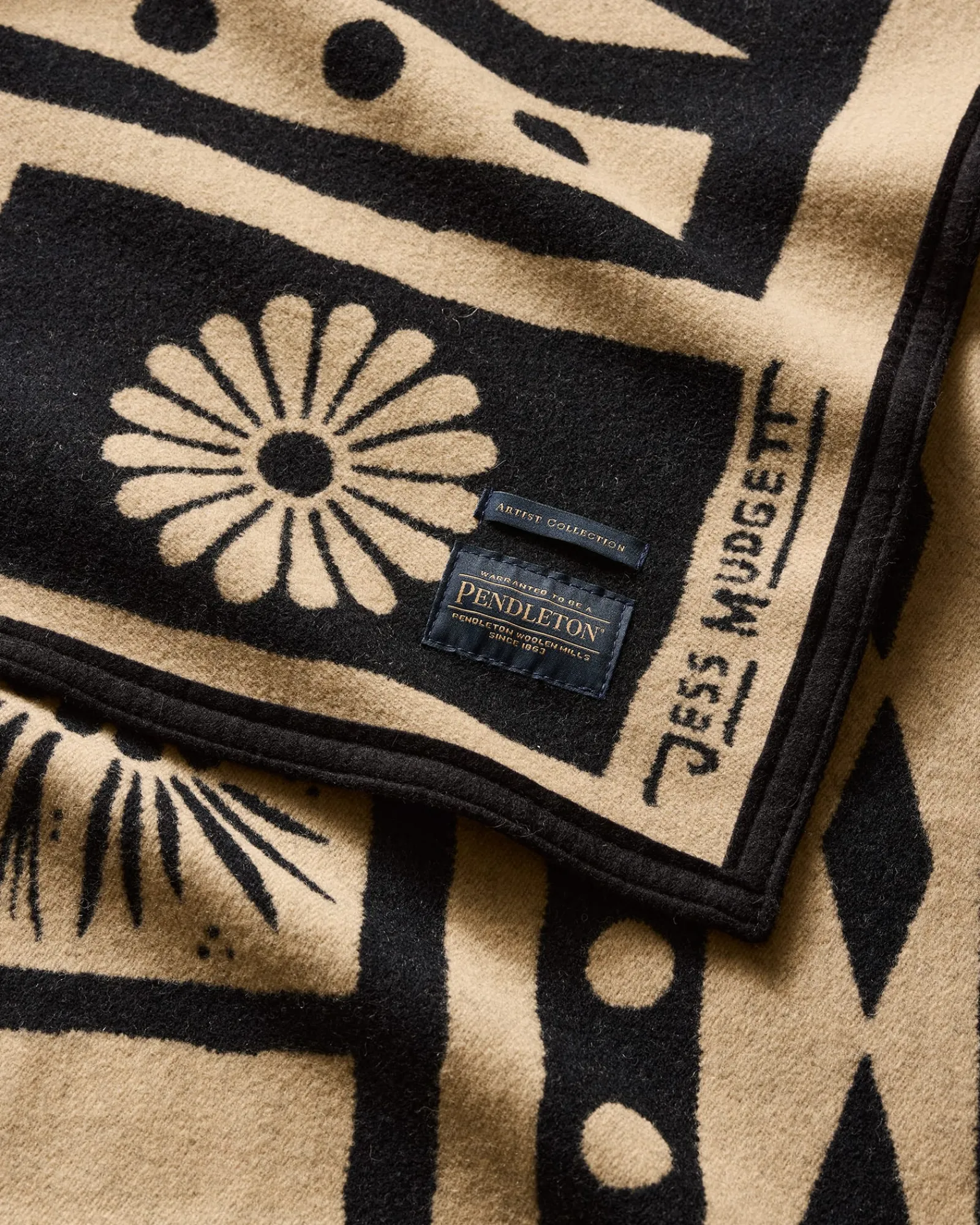Pendleton SARATOGA BLANKET ONE SIZE Fashion