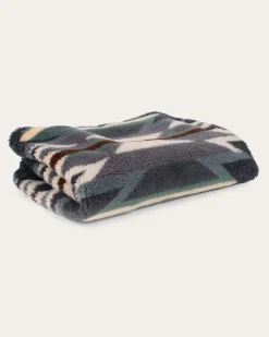 Pendleton WYETH TRAIL PET CRATE BLANKET UNIT Discount