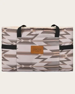 Pendleton WYETH TRAIL PET TRAVEL BED BEIGE TONAL Outlet