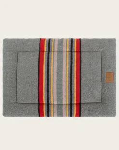 Pendleton YAKIMA CAMP PET BED - COMFORT CUSHION GREEN HEATHER Fashion