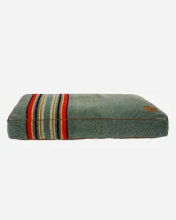 Pendleton YAKIMA CAMP PET BED - NAPPER HEATHER GREEN Hot